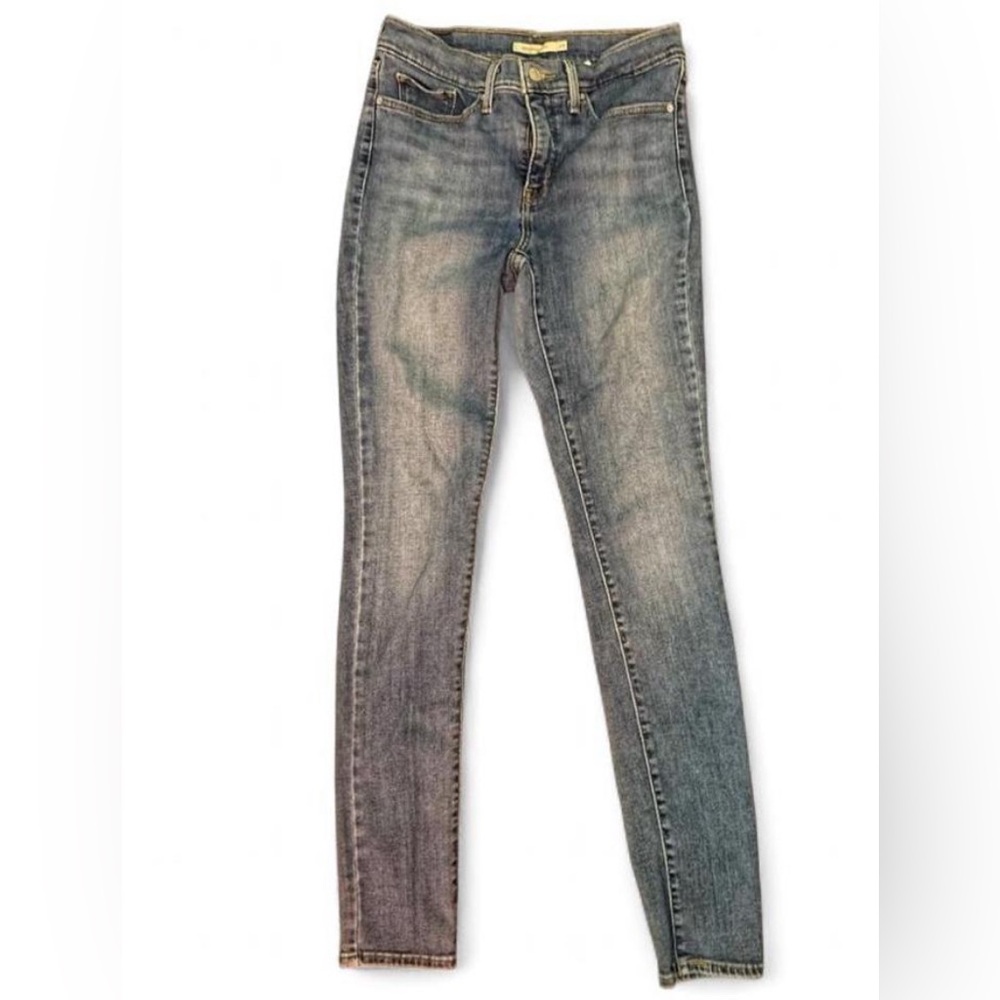 Levis 311 shaping jeans Blue skinny jeans with a 26” inseam #skinnyjeans